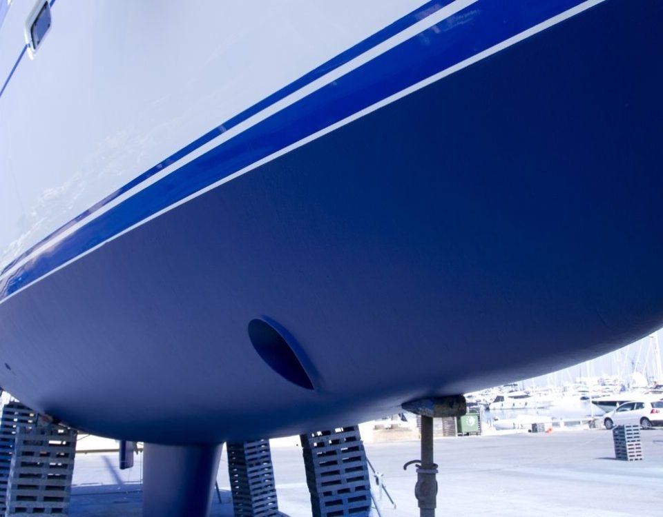 verniciatura dello scafo